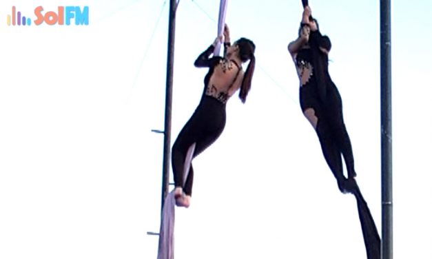 Acrobacia Aerea en Tela alumnos Escuela Municipal