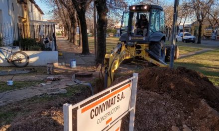 Renovación de la red colectora cloacal en calle Meunier