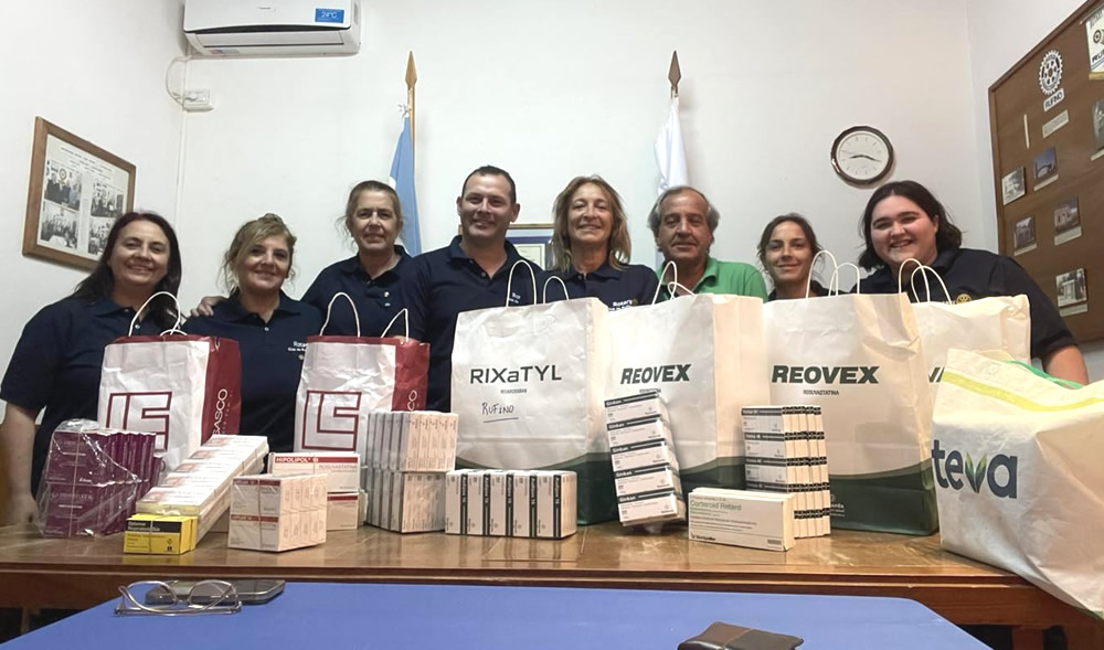 Solidaridad en Acción: Rotary Club Rufino Entrega Donación de Medicamentos al Hospital SAMCO